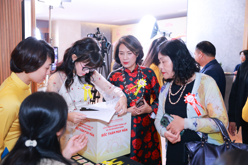 Lễ kỷ niệm 15 năm thành lập